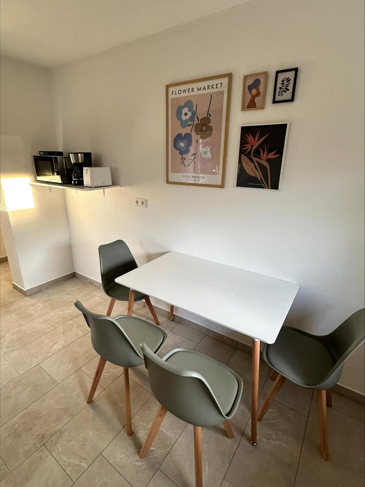 Doppelzimmer 3 - Neu Renoviert 丁克尔斯比尔 外观 照片